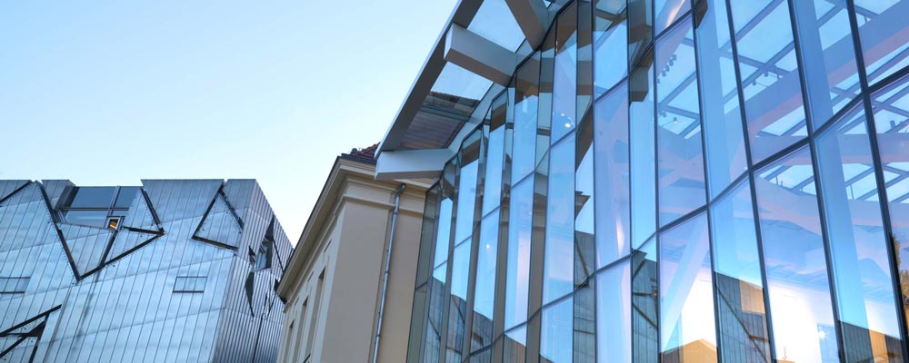 شیشه سکوریت ساختمان
